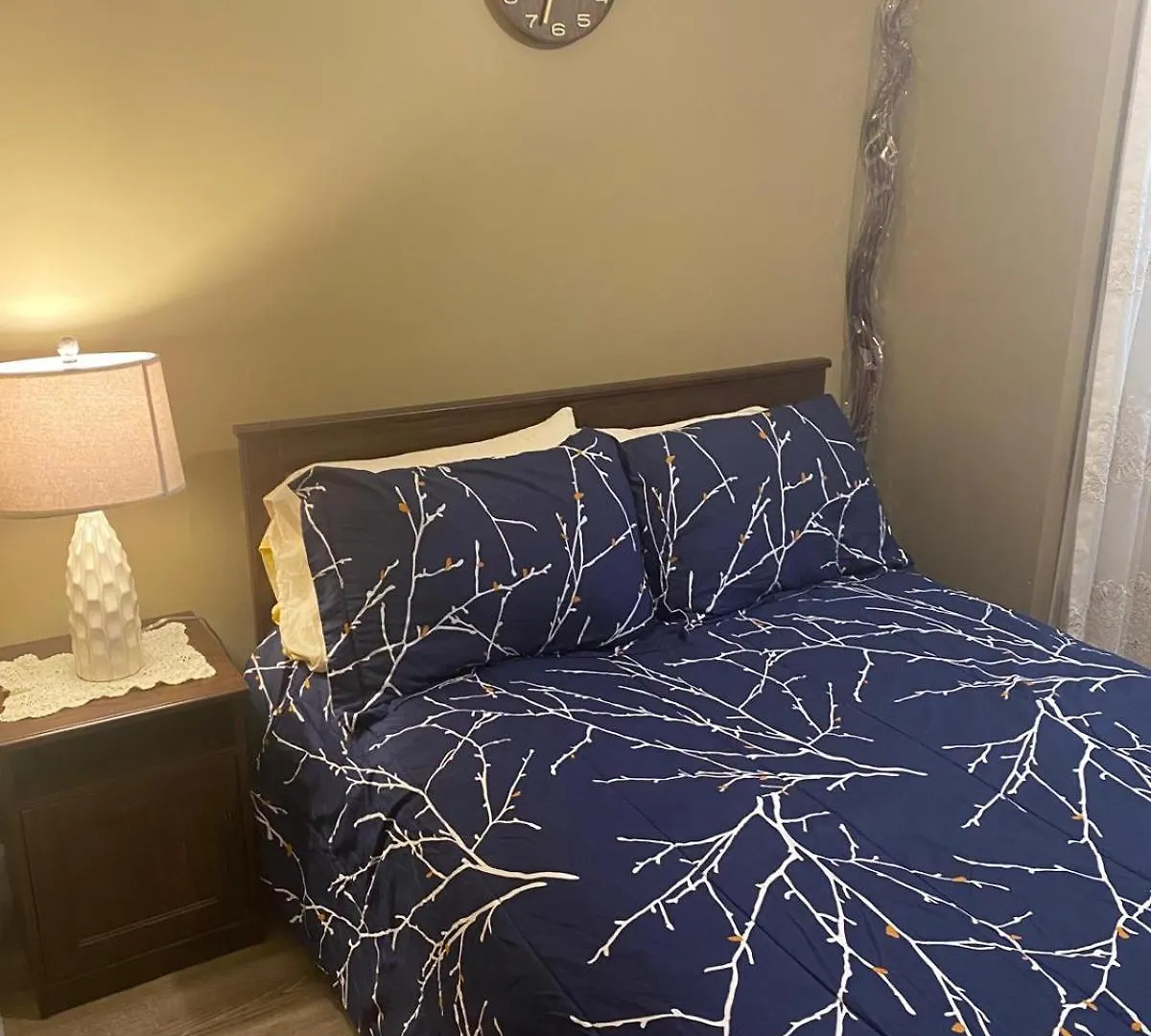 Place To Stay In Mississauga location